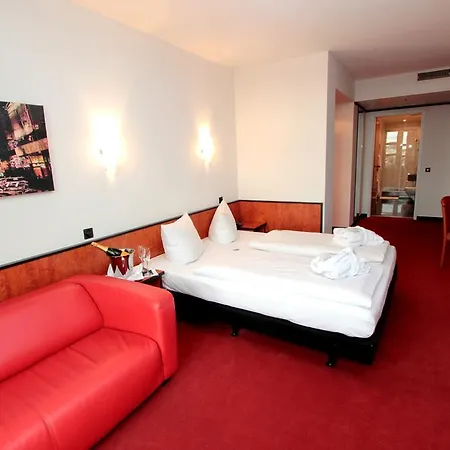 Ara Comfort Hotel 4*