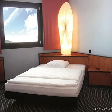 Ara Comfort