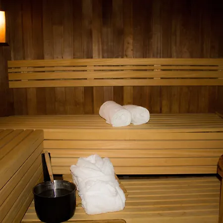 Ara Comfort Отель 4*