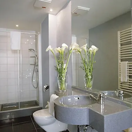 Ara Comfort Отель 4*