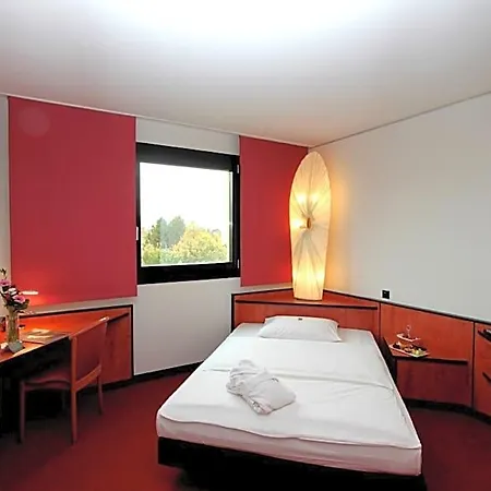 Hotel Ara Comfort 4*
