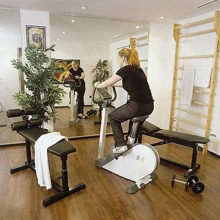 Ara Comfort Hotel