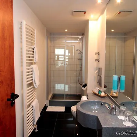 Ara Comfort 4*