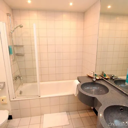 Ara Comfort 4*