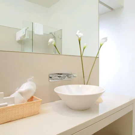 Ara Comfort Otel