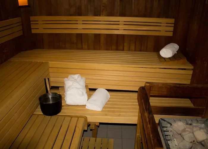 Ara Comfort Hotel 4*